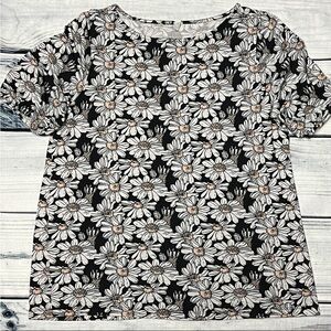 New Northwest Daisy Gathered Sleeve Top M